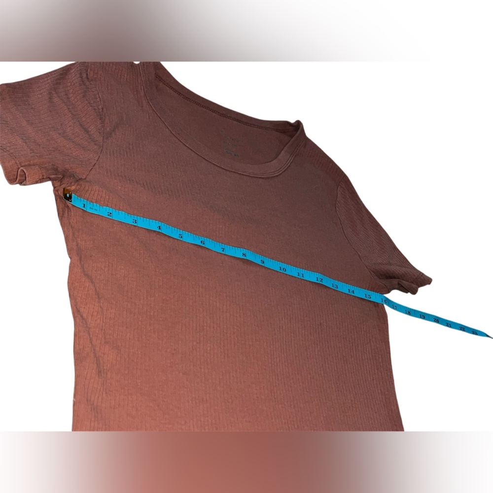 Terracotta Ribbed Tee - Picture 6 of 7
